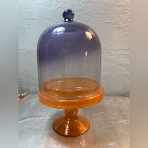 Delicate ombré cake Plate